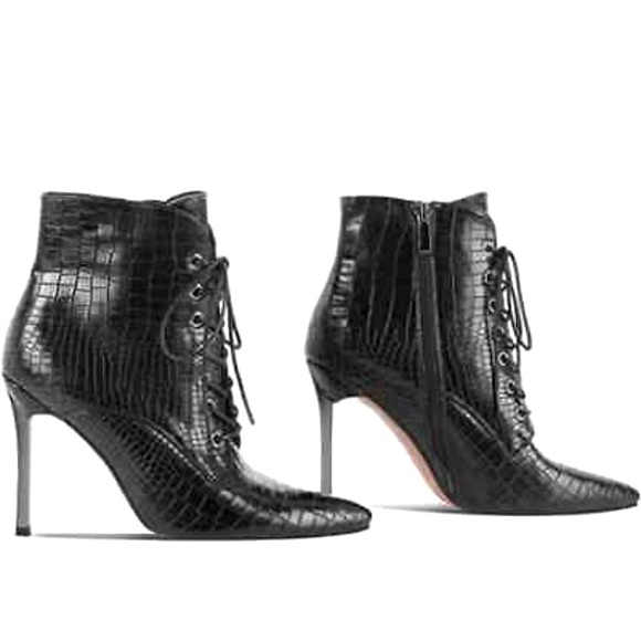 Wet Kiss Black Ankle Boots Stiletto Heel Pointed Toe Size 10 - Picture 2 of 13